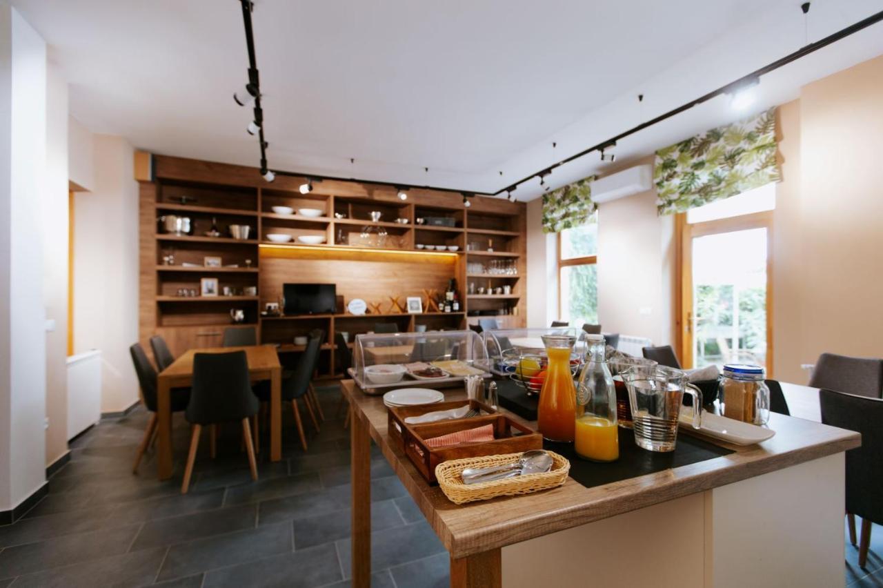 Eper Apartman セゲド エクステリア 写真